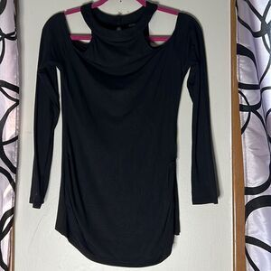 PattyBoutik long sleeve, cold shoulder blouse, size medium